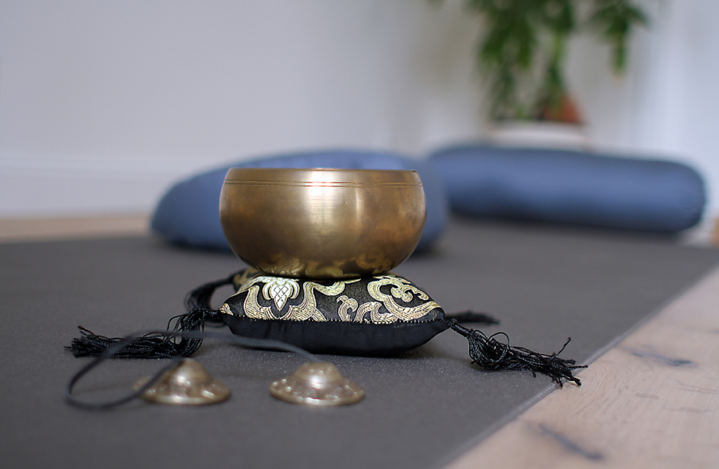 Yogakurs Hilden Klangschale stadtfein
